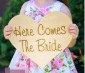 Here Comes The Bride (Heart)  (Rental Fees: S$20)
