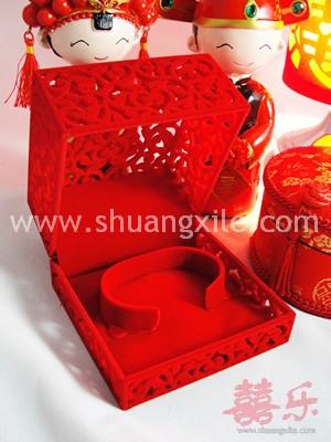 Oriental Bracelet Box